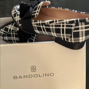Bandolino Women's Plaid Flats with Bow